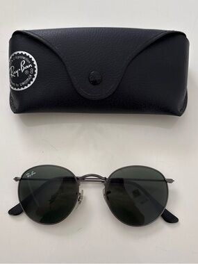 Ray-Ban Round Metal Sunglasses — Gunmetal Frame with Green Lenses